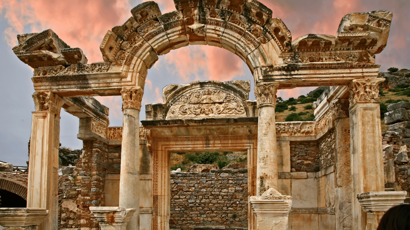 Celsus Kütüphanesi’nde Tarih ve Sanatın İzleri